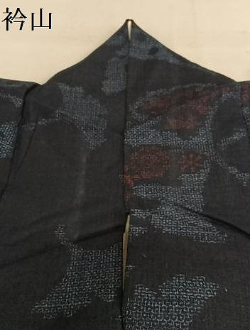 平和屋着物●本場結城紬 重要無形文化財 80亀甲 草花文 正絹 逸品 AAAV7171zg