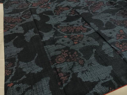 平和屋着物●本場結城紬 重要無形文化財 80亀甲 草花文 正絹 逸品 AAAV7171zg