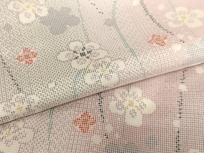 平和屋着物●本場大島紬 白大島 枝梅文 正絹 逸品 未使用 AAAV7237zg