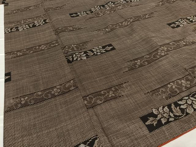 平和屋着物●本場大島紬 泥染め 7マルキ 横段更紗花文 正絹 逸品 AAAV7291zg