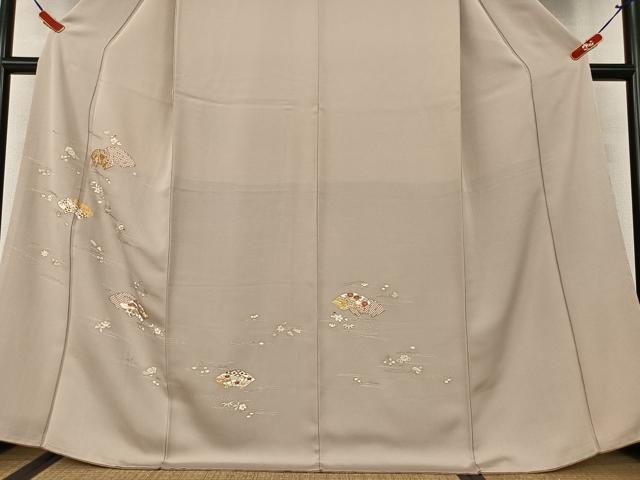 平和屋着物●銀座きしや　訪問着　駒刺繍　地紙重ね花文　金彩　正絹　逸品　AAAV7355zg