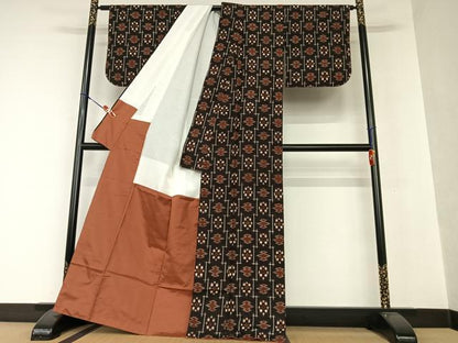 平和屋着物●上質な紬　琉球絣文様　正絹　逸品　AAAV7391zg