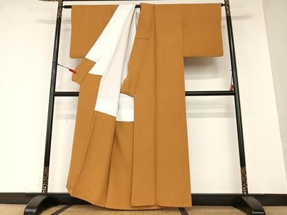 平和屋着物●上質な色無地 琥珀色 正絹 逸品 AAAV7428zg