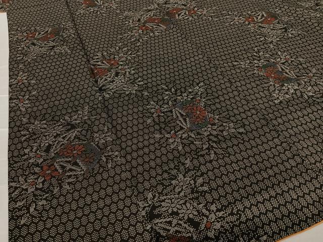 平和屋着物●本場大島紬　泥染め　一元絣　草花文　糸巻き　正絹　逸品　AAAV7502zg