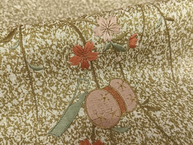 平和屋着物●金彩友禅作家　金彩の魔術師　堀省平　金煌織　訪問着　刺繍　花鞠文　正絹　逸品　AAAV7523zg