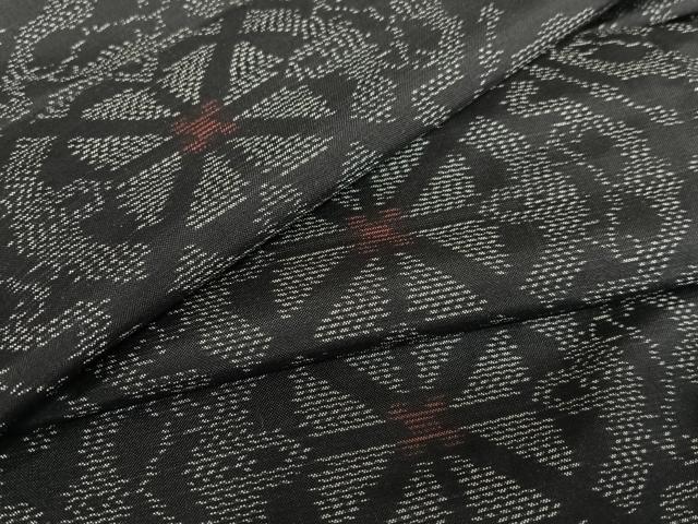 平和屋着物●本場大島紬 花菱文 黒地 正絹 逸品 未使用 AAAV7531zg