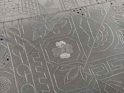 平和屋着物▽極上　色無地　総刺繍　単衣　中国三大刺繍　スワトウ刺繍　汕頭刺繍　草花文　正絹　逸品　未使用　AAAV7842ph