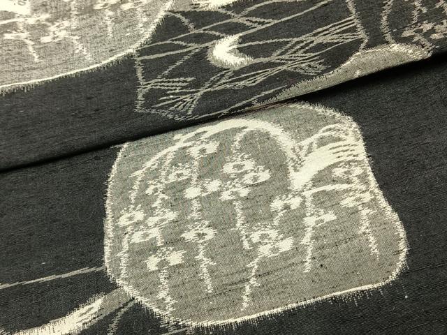 平和屋着物▽小千谷紬 単衣 色紙風景文 黒地 証紙付き 正絹 逸品 AAAV8359fy