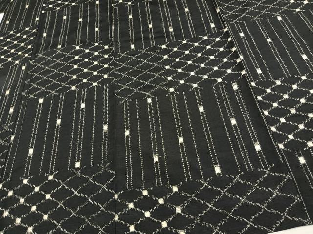 平和屋着物▽上質な紬 単衣 幾何学文様 黒地 正絹 逸品 AAAV8418fy