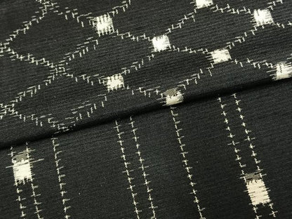 平和屋着物▽上質な紬 単衣 幾何学文様 黒地 正絹 逸品 AAAV8418fy