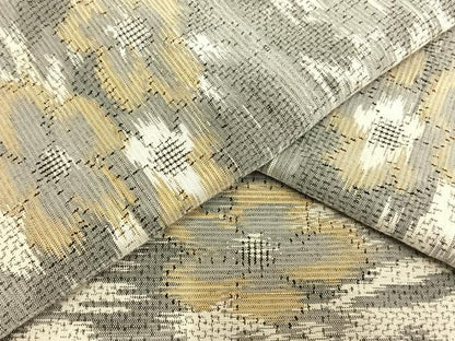 平和屋着物▽上質な紬　単衣　舞花文　正絹　逸品　AAAV8426fy