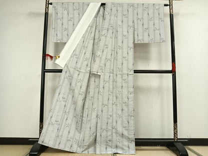 平和屋着物▽上質な紬　単衣　舞花文　正絹　逸品　AAAV8447fy