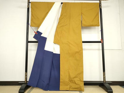 平和屋着物●山下八百子　本場黄八丈　市松綾織　正絹　逸品　AAAV8883ma