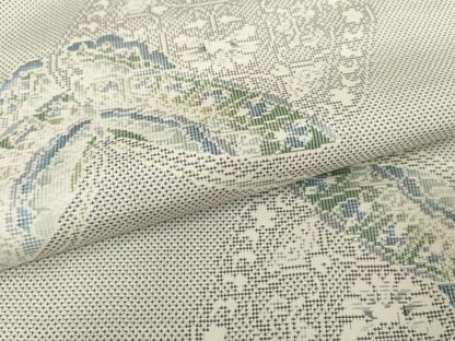 平和屋着物●極上 本場大島紬 白大島 9マルキ 総絣 花蝶文 正絹 逸品 AAAV8908ma