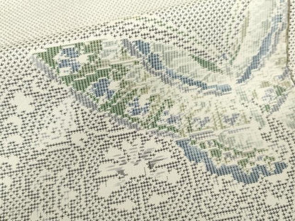 平和屋着物●極上 本場大島紬 白大島 9マルキ 総絣 花蝶文 正絹 逸品 AAAV8908ma