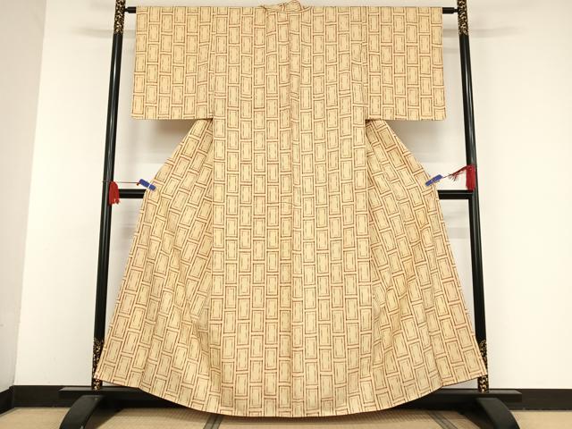 平和屋着物●上質な紬 石畳文様 正絹 逸品 未使用 AAAV9004np