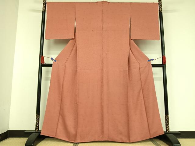 平和屋着物●上質な色無地 花唐草地紋 甚三紅色 正絹 逸品 AAAV9008np