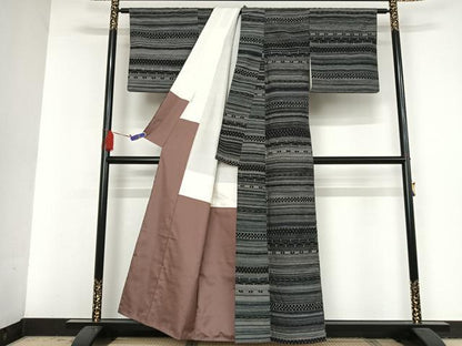 平和屋着物●上質な紬 横段文 正絹 逸品 AAAV9100np