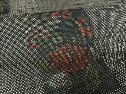 平和屋着物●本場大島紬　9マルキ　色紙草花文　正絹　逸品　AAAV9166np