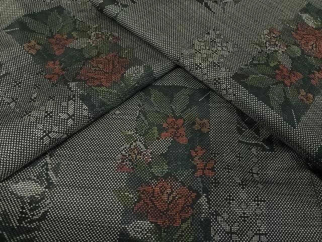 平和屋着物●本場大島紬　9マルキ　色紙草花文　正絹　逸品　AAAV9166np