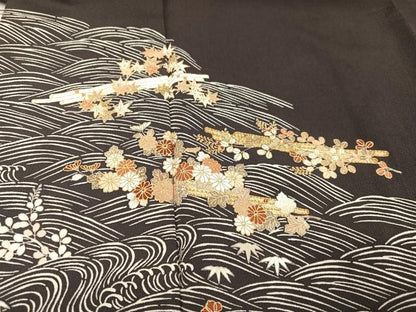 平和屋着物●銀座きしや　訪問着　駒刺繍　立波花筏文　金彩　正絹　逸品　AAAW0033ph