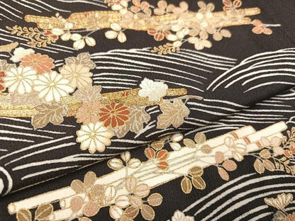 平和屋着物●銀座きしや　訪問着　駒刺繍　立波花筏文　金彩　正絹　逸品　AAAW0033ph