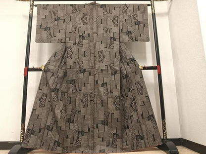 平和屋着物●本場大島紬 9マルキ 吉祥花文 正絹 逸品 未使用 AAAW0035ph