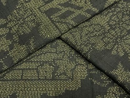 平和屋着物▽結城紬 単衣 風景草花文 黒地 正絹 逸品 AAAW1314fy