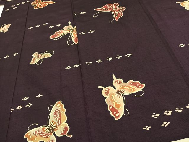 平和屋着物▽上質な小紋 単衣 紬地 型染め 舞蝶文 正絹 逸品 AAAW1320fy