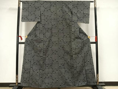 平和屋着物▽上質な紬 単衣 色紙花文 黒地 正絹 逸品 未使用 AAAW1499fy