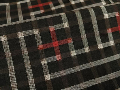 平和屋着物●本場大島紬　龍郷絣　秋名バラ　正絹　逸品　未使用　AAAW1818ph