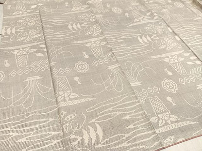 平和屋着物●本場大島紬 白大島 7マルキ 草花文 正絹 逸品 AAAW1823ph