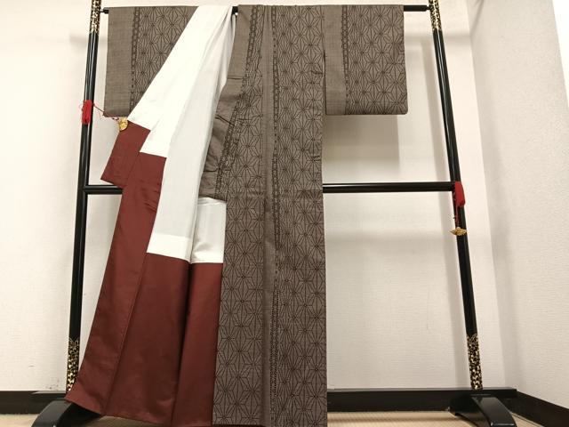 平和屋着物●本場大島紬　7マルキ　麻の葉間道　正絹　逸品　AAAW1865ph