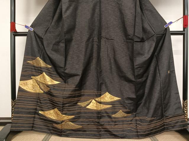 平和屋着物●豪華黒留袖 作家物 紬地 手描き 金彩 金通し地 正絹 逸品 AAAW4054np
