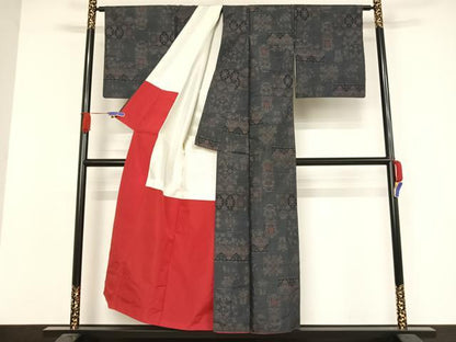 平和屋着物●本場大島紬　カタス７マルキ　更紗花文　正絹　逸品　AAAW4075np