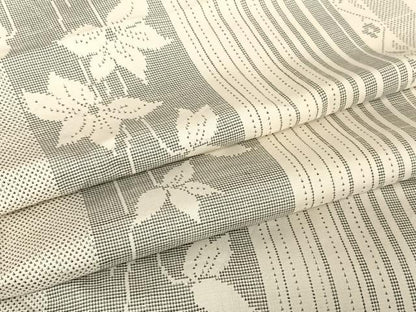 平和屋着物●本場大島紬　白大島　カタス７マルキ　草花間道　正絹　逸品　AAAW4076np