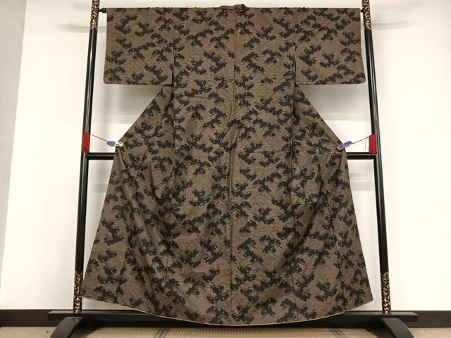 平和屋着物●本場大島紬 一元7マルキ 松 正絹 逸品 AAAW4228np