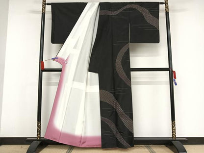 平和屋着物●本場大島紬　訪問着　刺し子　刺繍　吉祥文　黒地　正絹　逸品　AAAW4299np