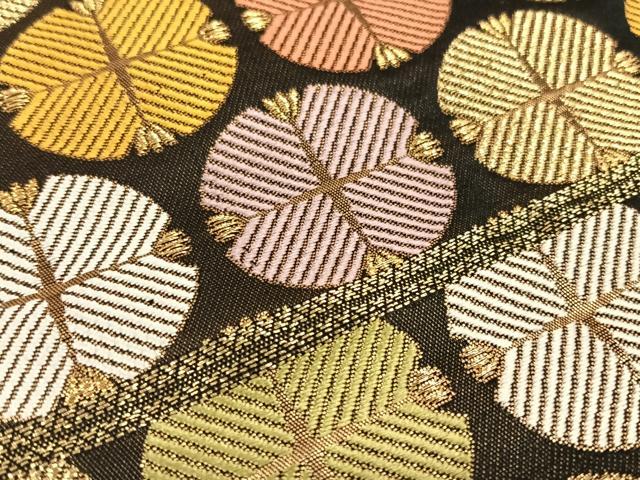 平和屋着物●六通柄袋帯　唐織　唐松　黒地　金糸　正絹　逸品　AAAW4312np