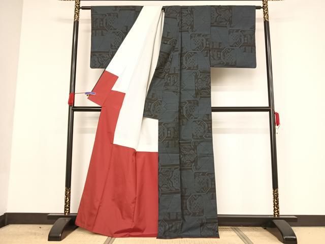 平和屋着物●本場大島紬 カタス7マルキ 幾何学文様 正絹 逸品 AAAW4352np