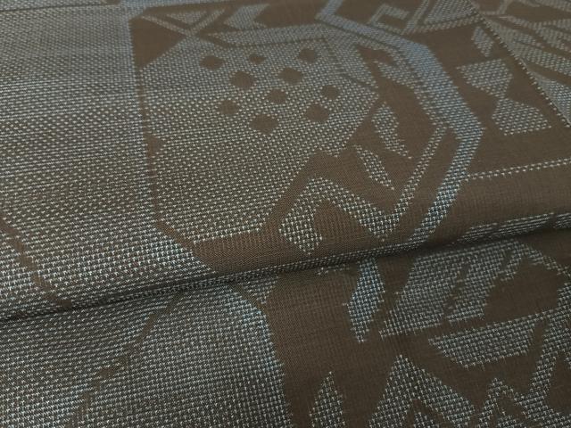 平和屋着物●本場大島紬 カタス7マルキ 幾何学文様 正絹 逸品 AAAW4352np