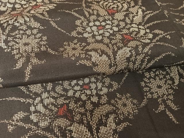 平和屋着物●上質な紬 草花文 黒地 正絹 逸品 未使用 AAAW4359np