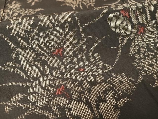 平和屋着物●上質な紬 草花文 黒地 正絹 逸品 未使用 AAAW4359np
