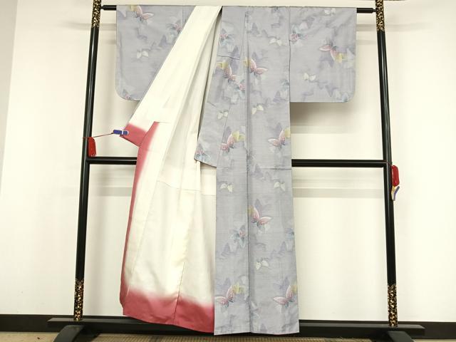 平和屋着物●本場大島紬 白大島 一元7マルキ 総絣 舞蝶文 正絹 逸品 未使用 AAAW4362np