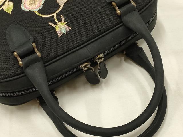 平和屋着物●岡重謹製 OKAJIMA 和装小物 和装バッグ ハンドバッグ 更紗花文 金彩 保管袋・箱付き 逸品 AAAW4557ay
