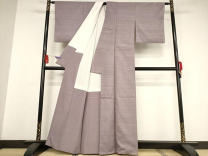 平和屋着物●国指定重要無形文化財　本場久米島紬　手織　浅紫色　反端付き　正絹　逸品　AAAW5306br