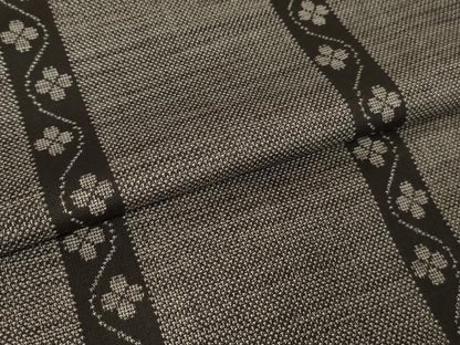 平和屋着物●本場大島紬 カタス9マルキ 変わり縞花文 正絹 逸品 AAAW5309br