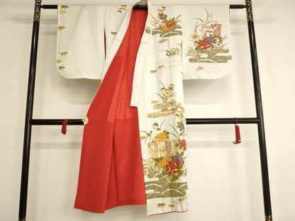 平和屋着物[]七五三　女の子　７歳　祝着　四つ身　駒刺繍　御所車花文　金彩　正絹　逸品　AAAW6862ja