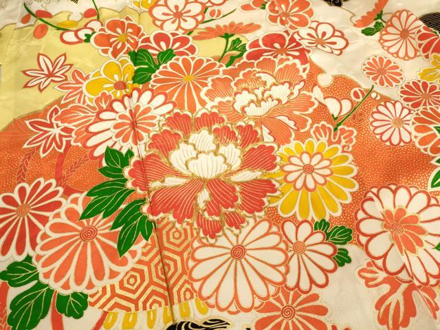 平和屋着物∵女の子 十三参り 子供 祝着 駒刺繍 飾花文 金彩 正絹 逸品 AAAW6886ja