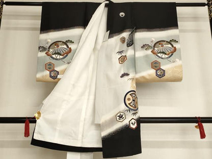 平和屋着物[]お宮参り　男の子　祝着　産着　初着　のしめ　鷹鼓文　暈し染め　金銀彩　逸品　AAAW6982ja